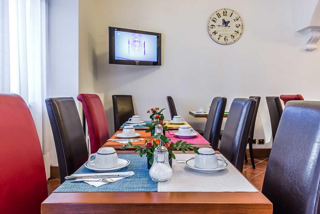 Hotel Caracciolo Рим Екстериор снимка