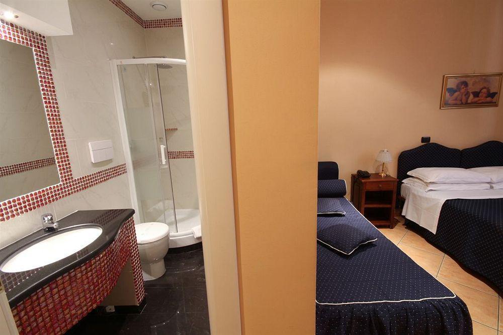 Hotel Caracciolo Рим Екстериор снимка